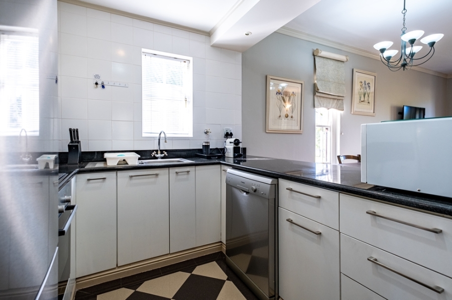 To Let 3 Bedroom Property for Rent in Fancourt Western Cape